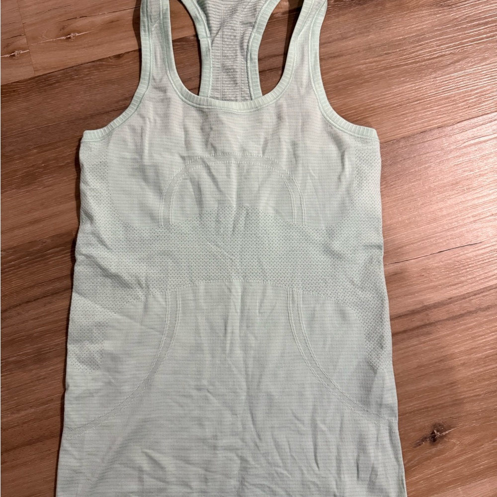Lululemon light sea foam swiflty tank